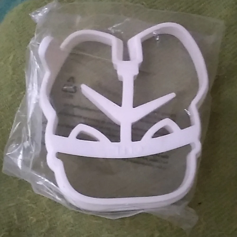 Williams Sonoma Star Wars Set Of 4 Silicone Pancake Molds